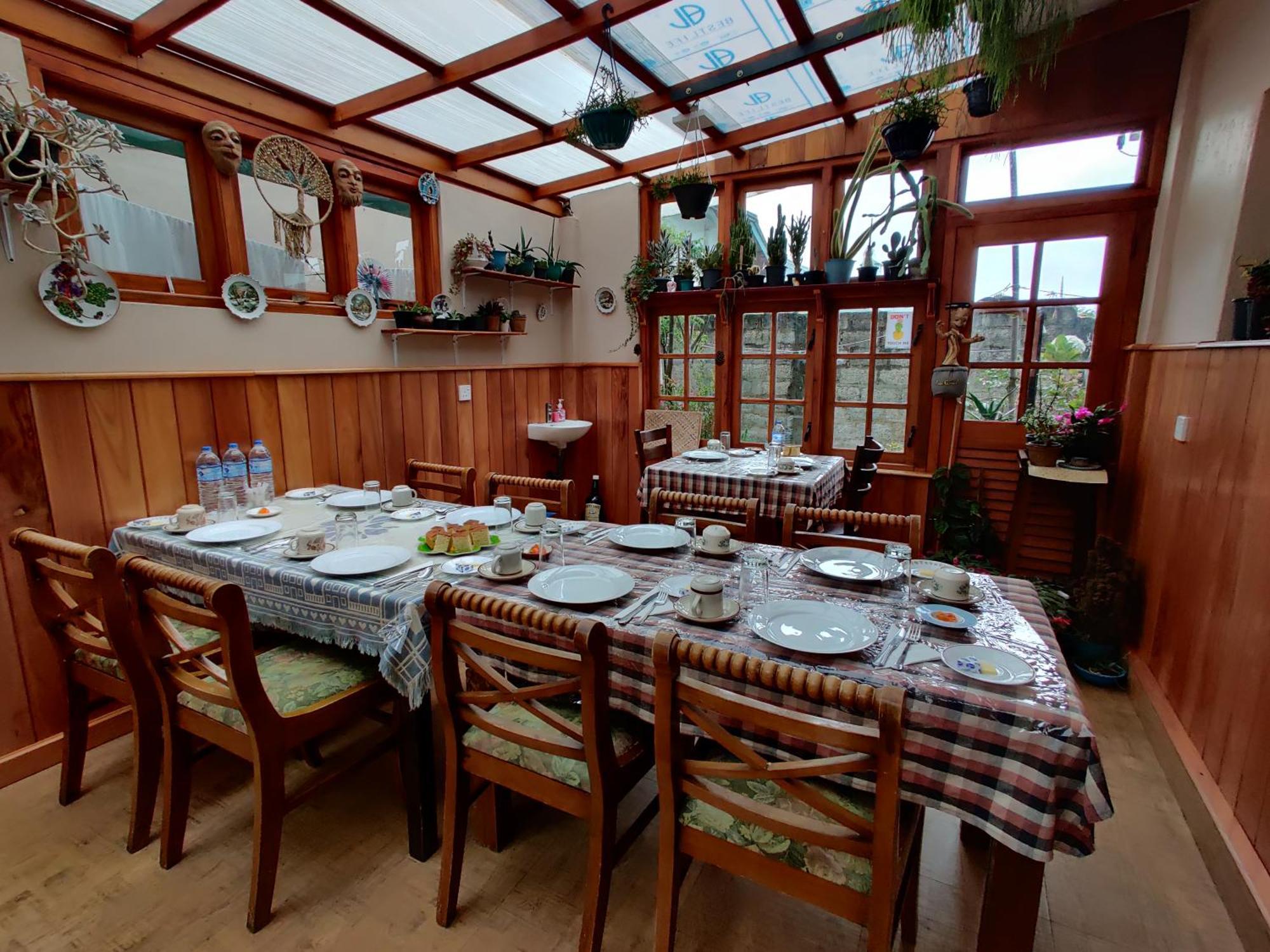Carnation Rest Hotel Nuwara Eliya Exterior foto