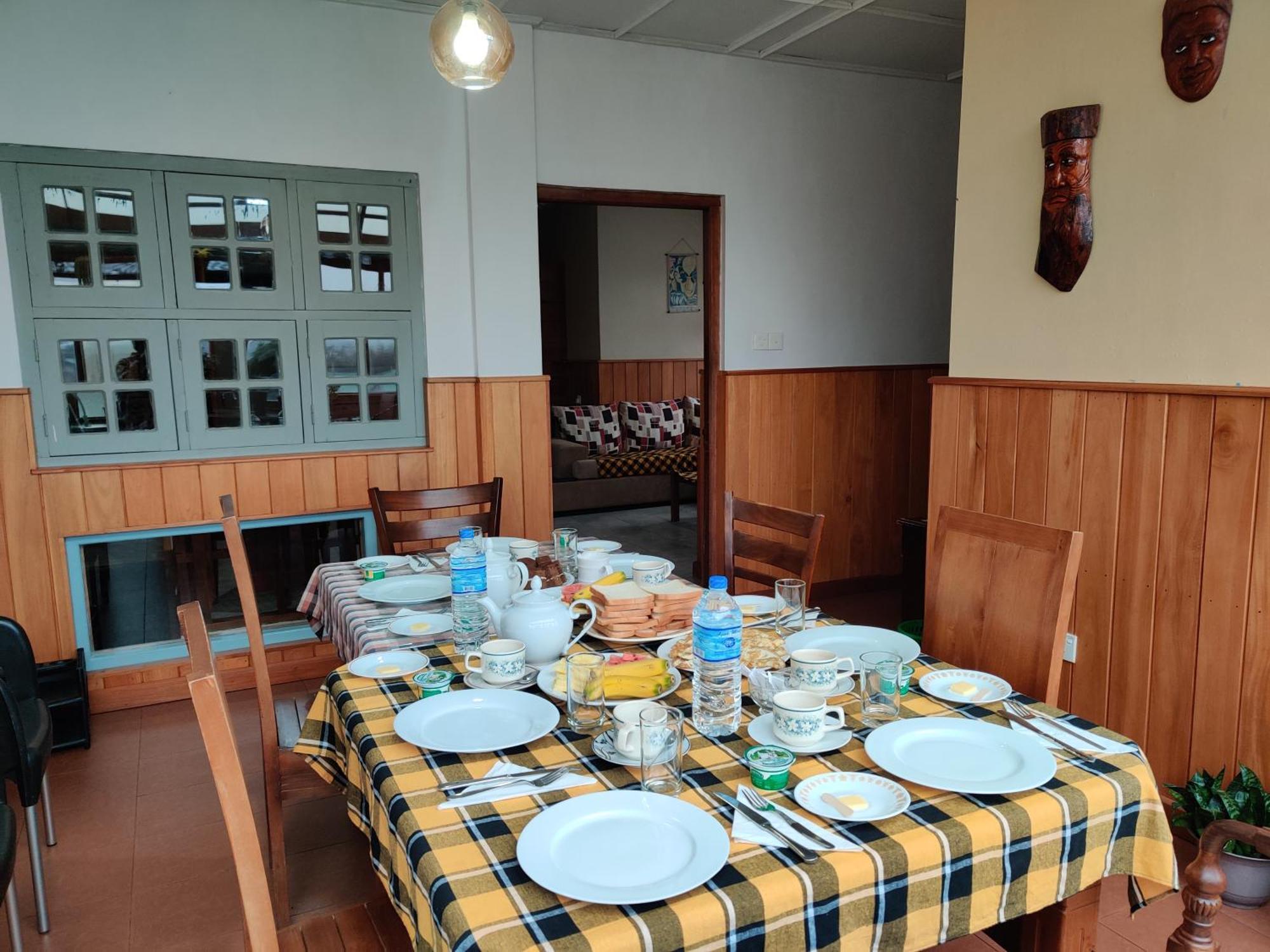 Carnation Rest Hotel Nuwara Eliya Exterior foto
